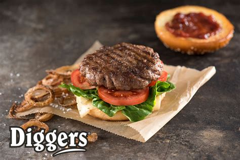 100% Irish Beef Burger and served on a Toasted Bun - calories, carbs, nutrition