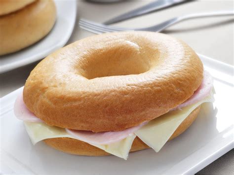 155 Sunrise Bagel with Ham & Cheese - calories, carbs, nutrition