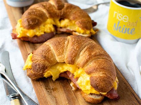 155 Sunrise Croissant with Egg & Cheese - calories, carbs, nutrition