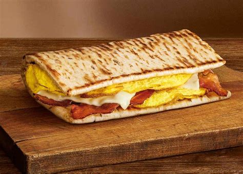 6" Bacon, Egg White & American Cheese Flatbread - calories, carbs, nutrition