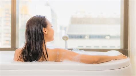 Are Baths Bad for Vaginal Health?