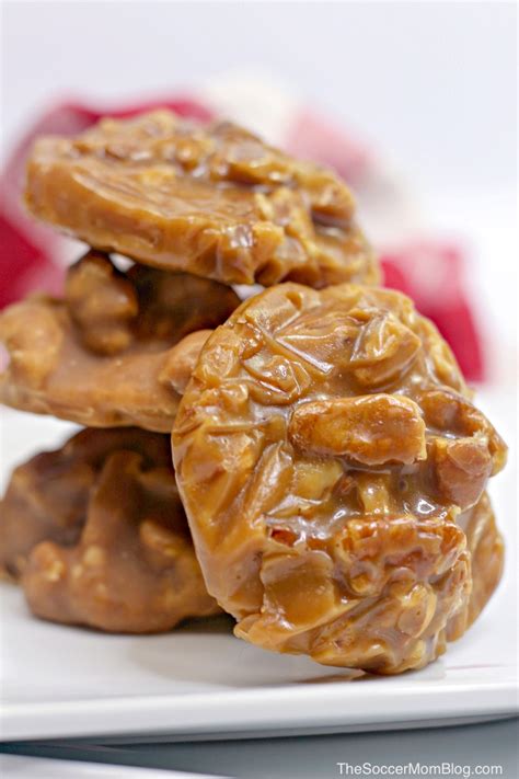 Are pecan pralines a popular dessert?