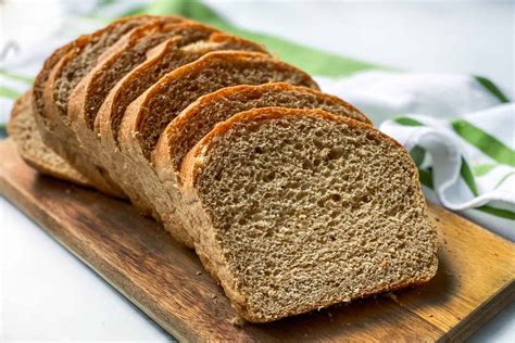 How does 100% Whole Wheat Bread fit into your Daily Goals - calories, carbs, nutrition