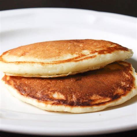 How does 2 Pancakes & 2 Bacon fit into your Daily Goals - calories, carbs, nutrition