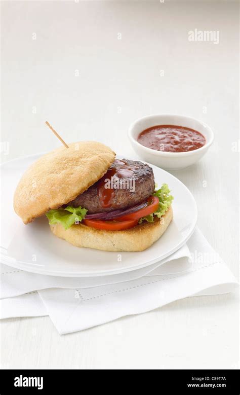 How does 6oz Beefburger Salad Bap fit into your Daily Goals - calories, carbs, nutrition