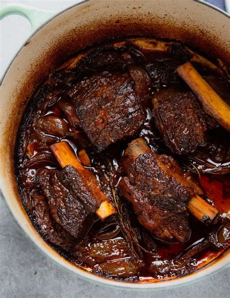 How does All Natural Braised Short Ribs fit into your Daily Goals - calories, carbs, nutrition