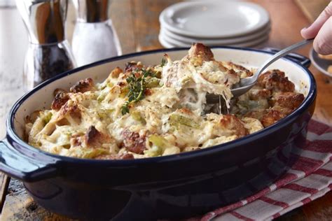 How does Alpine Chicken Casserole fit into your Daily Goals - calories, carbs, nutrition