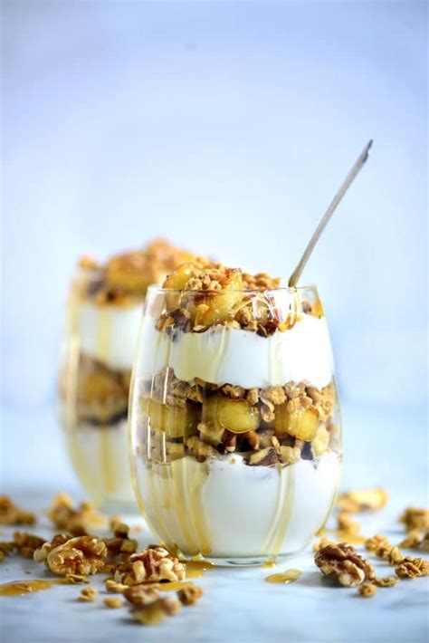 How does Apple, Banana Parfait fit into your Daily Goals - calories, carbs, nutrition
