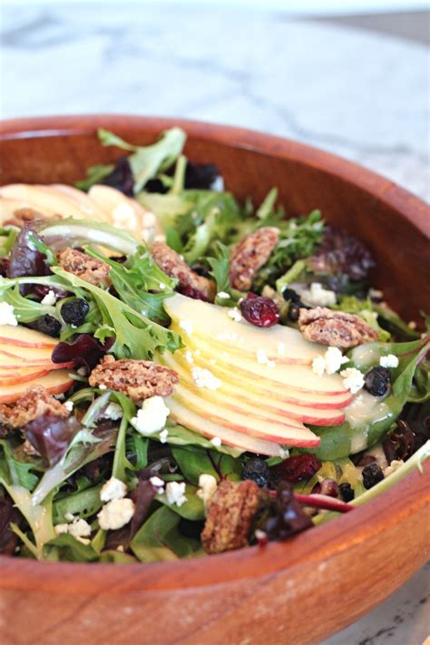 How does Apple Blue Cheese Red Leaf Salad fit into your Daily Goals - calories, carbs, nutrition