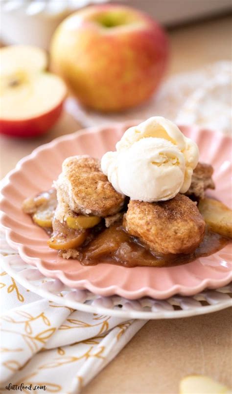 How does Apple Cobbler with Cinnamon Biscuit fit into your Daily Goals - calories, carbs, nutrition