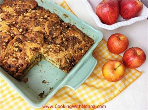 How does Apple Crumb Cake fit into your Daily Goals - calories, carbs, nutrition