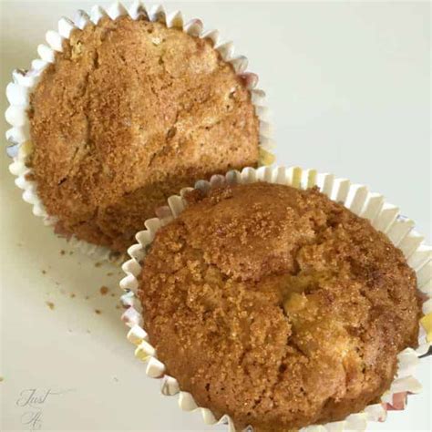 How does Apple Crunch Muffin fit into your Daily Goals - calories, carbs, nutrition