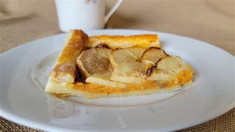 How does Apple Pumpkin Tart fit into your Daily Goals - calories, carbs, nutrition