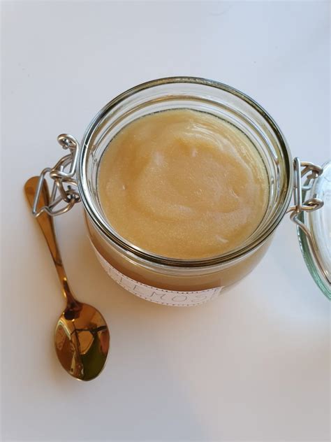 How does Apple Sauce - no Sugar Added fit into your Daily Goals - calories, carbs, nutrition