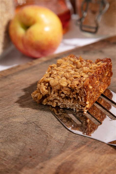 How does Apple and Cinnamon Flapjack fit into your Daily Goals - calories, carbs, nutrition