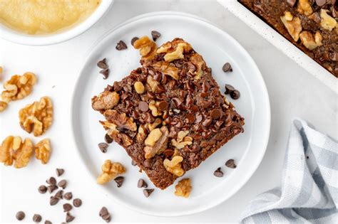 How does Applesauce Brownies fit into your Daily Goals - calories, carbs, nutrition