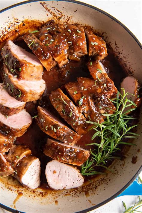 How does Apricot Glazed Pork (4774.0) fit into your Daily Goals - calories, carbs, nutrition