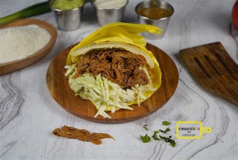 How does Arepa Carne Desmechada Beef fit into your Daily Goals - calories, carbs, nutrition