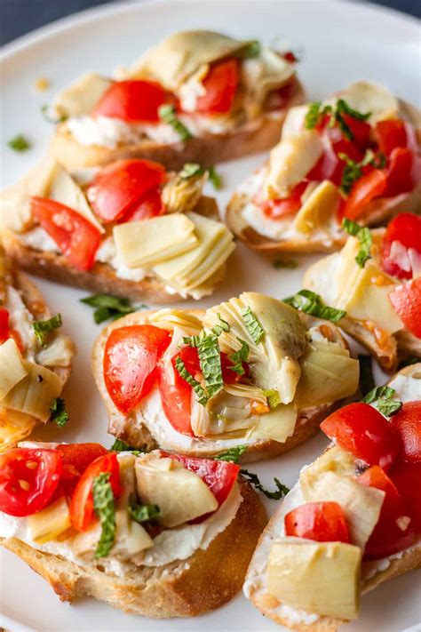 How does Artichoke and Tomato Bruschetta fit into your Daily Goals - calories, carbs, nutrition