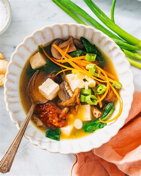 How does Asian Spinach, Shiitake and Tofu Soup 12 oz fit into your Daily Goals - calories, carbs, nutrition