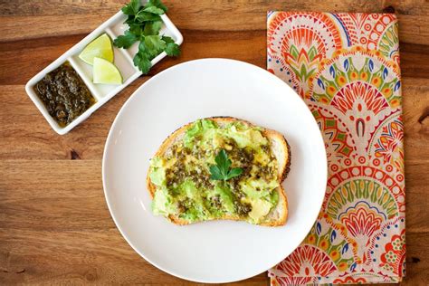 How does Avocado Chimichurri Toast fit into your Daily Goals - calories, carbs, nutrition