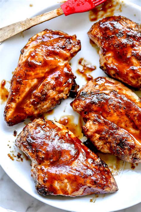 How does BBQ Chicken 1/4 chicken fit into your Daily Goals - calories, carbs, nutrition