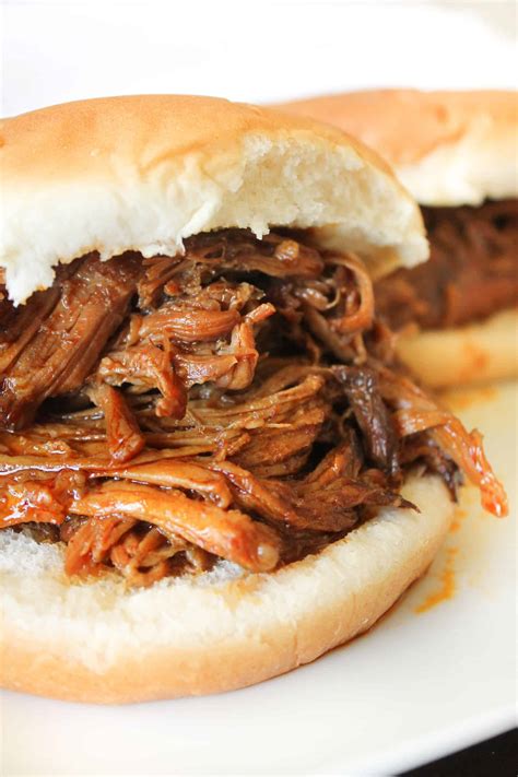 How does BBQ Pulled Pork Sandwich (35417.156) fit into your Daily Goals - calories, carbs, nutrition