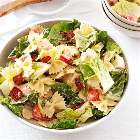 How does BLT Bow Tie Pasta fit into your Daily Goals - calories, carbs, nutrition