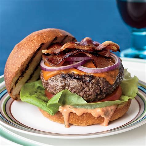 How does BLT Burger on White Bun fit into your Daily Goals - calories, carbs, nutrition
