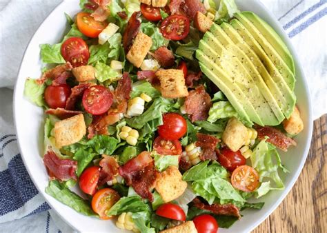 How does BLT CHOP CHOP SALAD fit into your Daily Goals - calories, carbs, nutrition