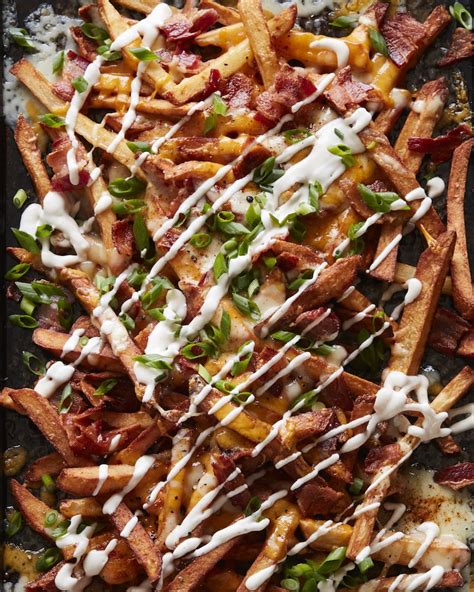 How does Bacon Cheddar Fries fit into your Daily Goals - calories, carbs, nutrition