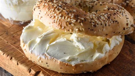 How does Bagel with Cream Cheese fit into your Daily Goals - calories, carbs, nutrition