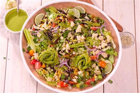 How does Baja Salad (Half) fit into your Daily Goals - calories, carbs, nutrition