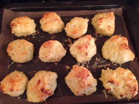 How does Baked Cheese Dumpling fit into your Daily Goals - calories, carbs, nutrition