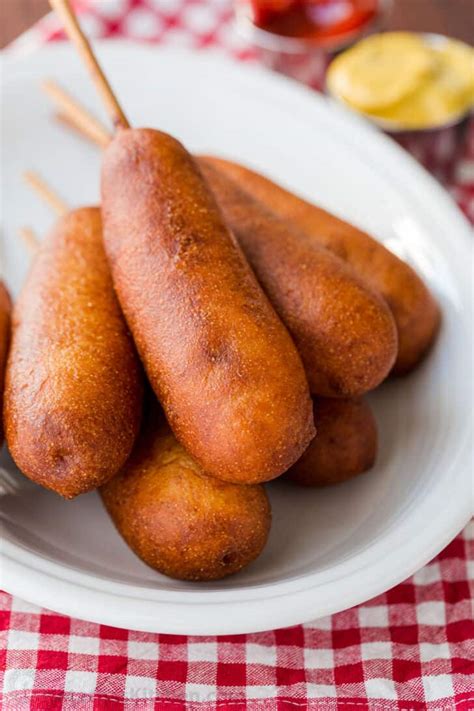 How does Baked Corndog fit into your Daily Goals - calories, carbs, nutrition