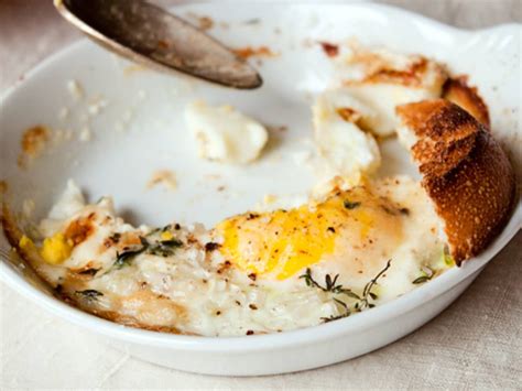 How does Baked Eggs 