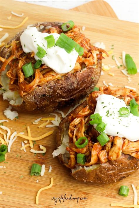 How does Baked Potato with a Tomato, Vegetable and Turkey Provencal fit into your Daily Goals - calories, carbs, nutrition