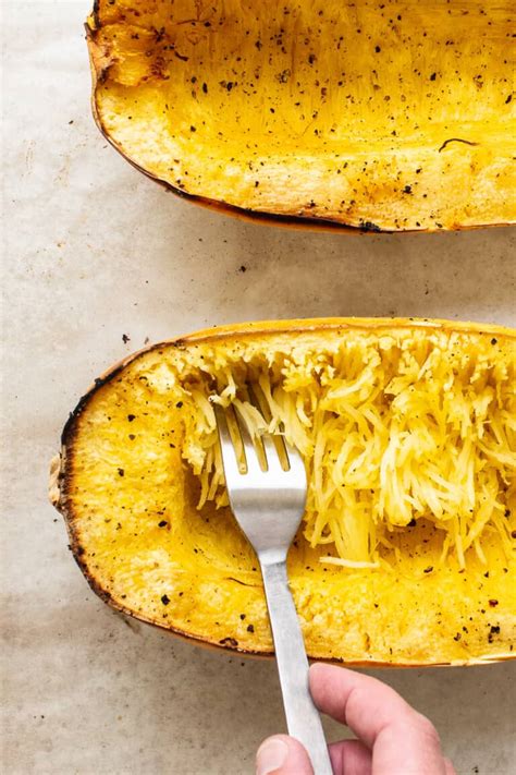 How does Baked Spaghetti Squash fit into your Daily Goals - calories, carbs, nutrition