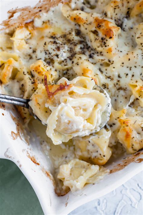 How does Baked Tortellini with Alfredo Sauce fit into your Daily Goals - calories, carbs, nutrition