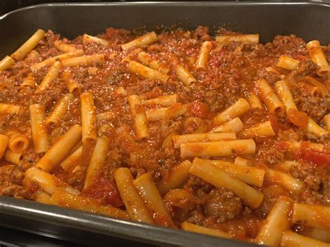 How does Baked Ziti Mixture fit into your Daily Goals - calories, carbs, nutrition