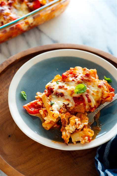 How does Baked Ziti with Vegetables fit into your Daily Goals - calories, carbs, nutrition