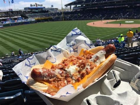 How does Ball Park Hot Dog fit into your Daily Goals - calories, carbs, nutrition