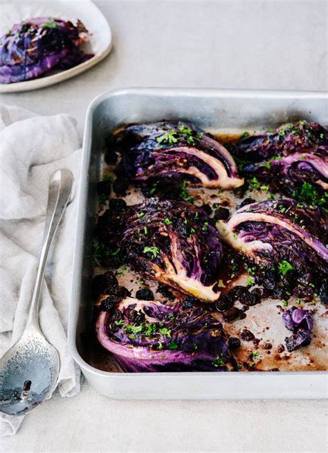 How does Balsamic Braised Red Cabbage fit into your Daily Goals - calories, carbs, nutrition