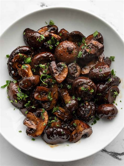 How does Balsamic Mushrooms fit into your Daily Goals - calories, carbs, nutrition