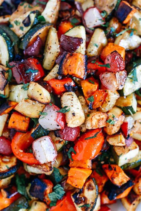 How does Balsamic Roasted Marinated Vegetables fit into your Daily Goals - calories, carbs, nutrition