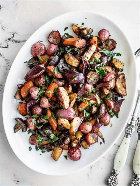 How does Balsamic Roasted Vegetables 3 oz fit into your Daily Goals - calories, carbs, nutrition