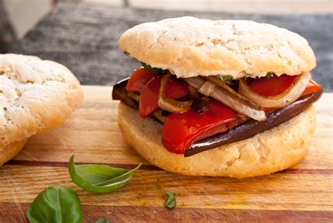 How does Balsamic Vegetable Stack Sandwich fit into your Daily Goals - calories, carbs, nutrition