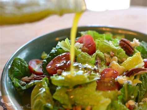 How does Balsamic Vinaigrette Salad Dressing fit into your Daily Goals - calories, carbs, nutrition