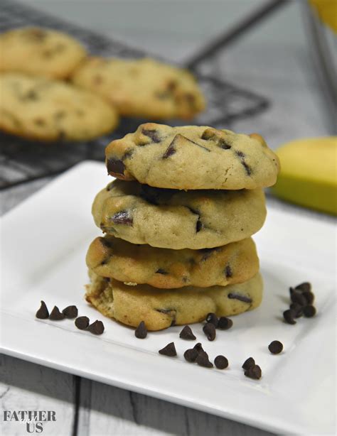 How does Banana Chocolate Chip Cookie fit into your Daily Goals - calories, carbs, nutrition