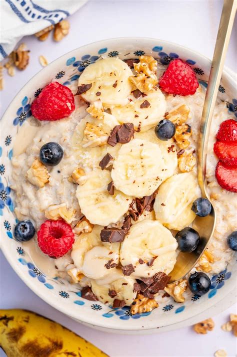 How does Banana Oatmeal fit into your Daily Goals - calories, carbs, nutrition